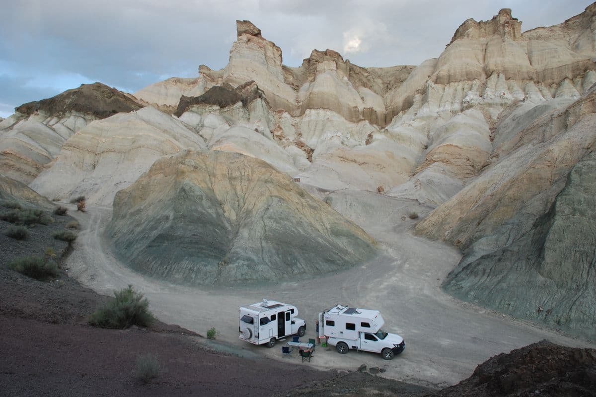 8 reasons to travel by camper