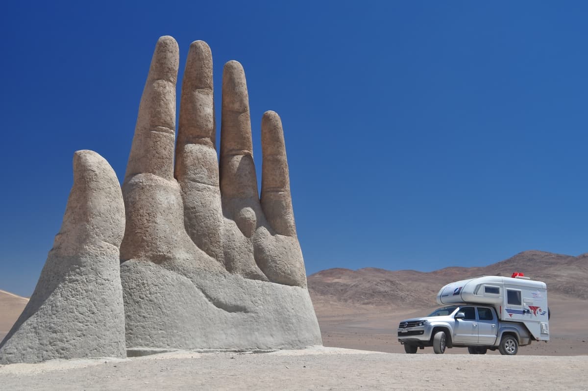 2.Mano del Desierto