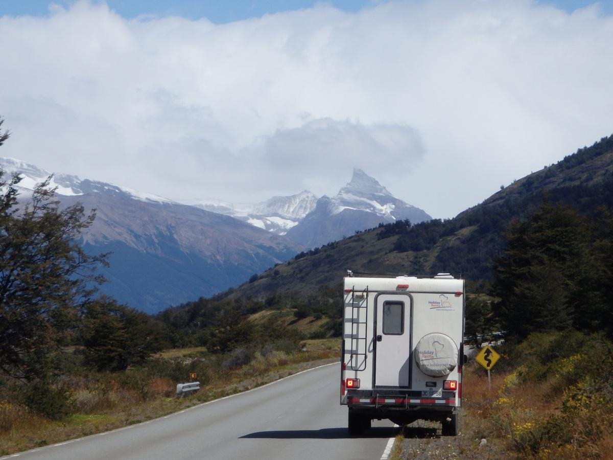 ARG - On the way to Perito Moreno Glacier