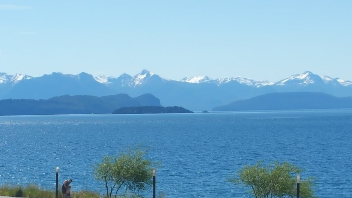 Lago Nahel Huapi frente de San Carlos de Bariloche