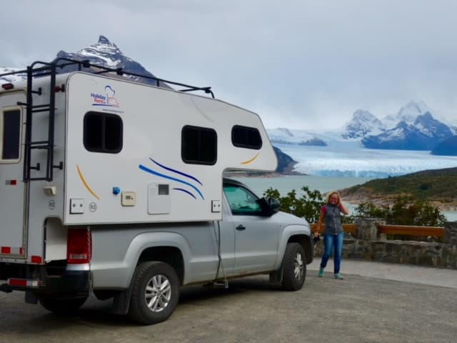 Visiting the glaciars by camper