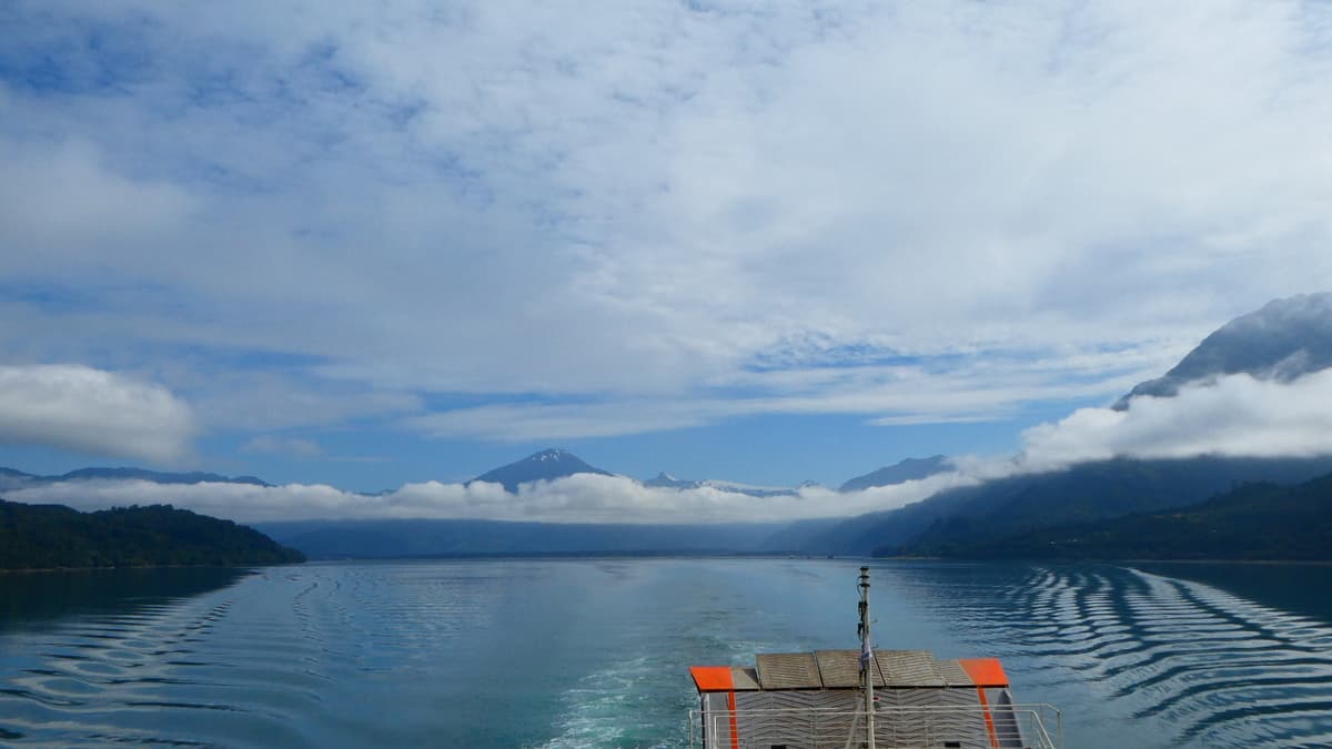 View back to Hornopiren