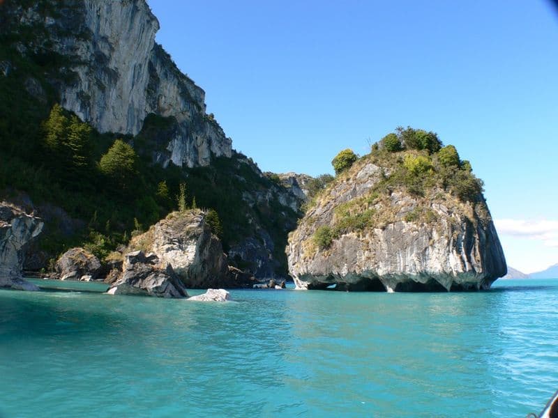 Lake General Carrera, rocks of the Marble Chapel