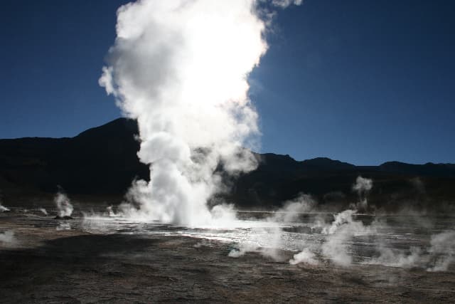 Geyserfield El Tatio (stay the night!)