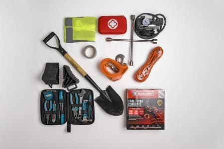Equipment: Camper and Vehicle · Andino Camper 4x4 (3)
